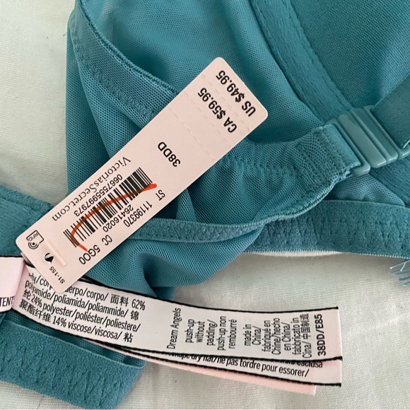 Victoria’s Secret Set - Picture 3 of 6